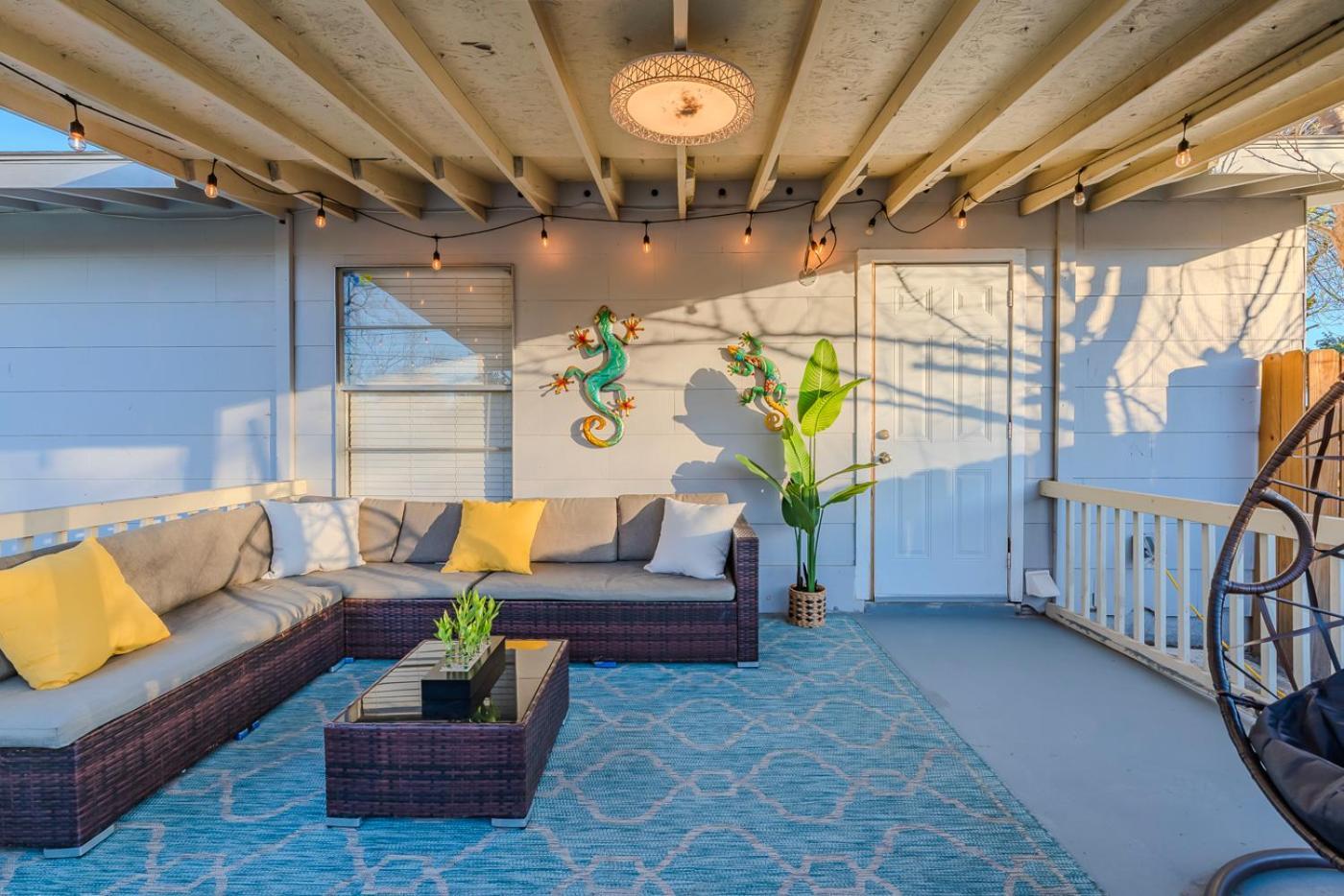 Game Room, Pool & Fire Pit At The Medical Center سان أنطونيو المظهر الخارجي الصورة